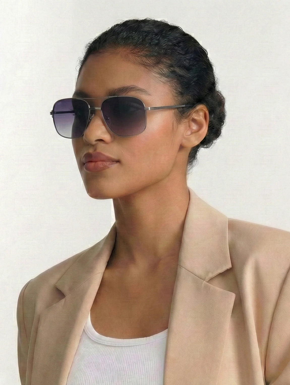 gold-brown_vox-1007-female