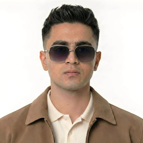 silver_vox-1007-male