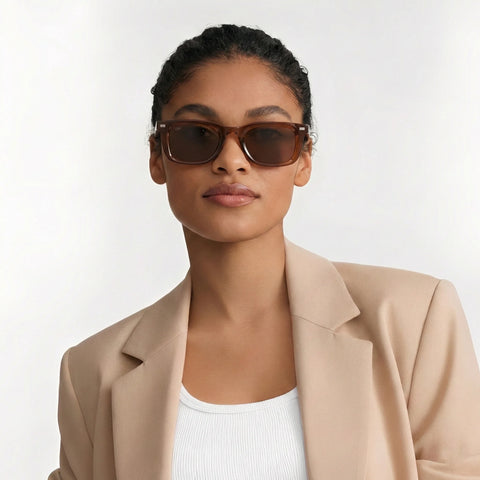 brown_vox-1008-female