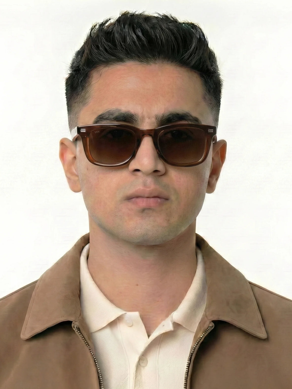 brown_vox-1008-male