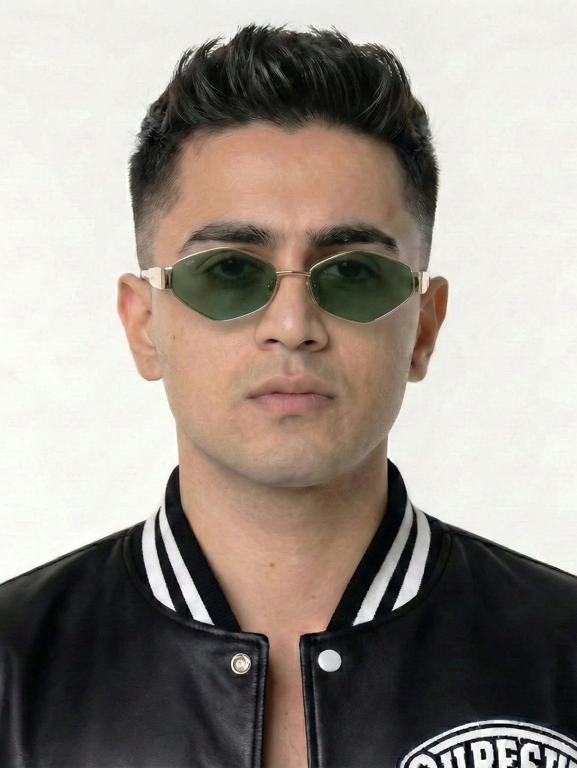 gold-brown_vox-1009-male