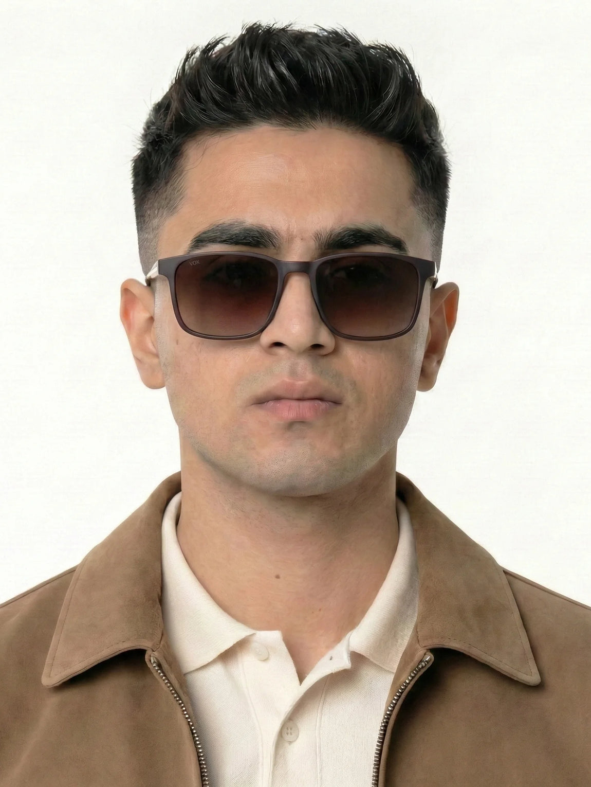 gold-brown_vox-1019-male