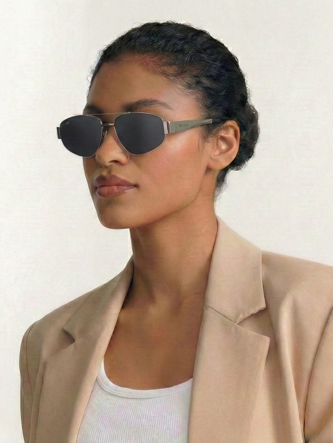 gold-brown_vox-1020-female
